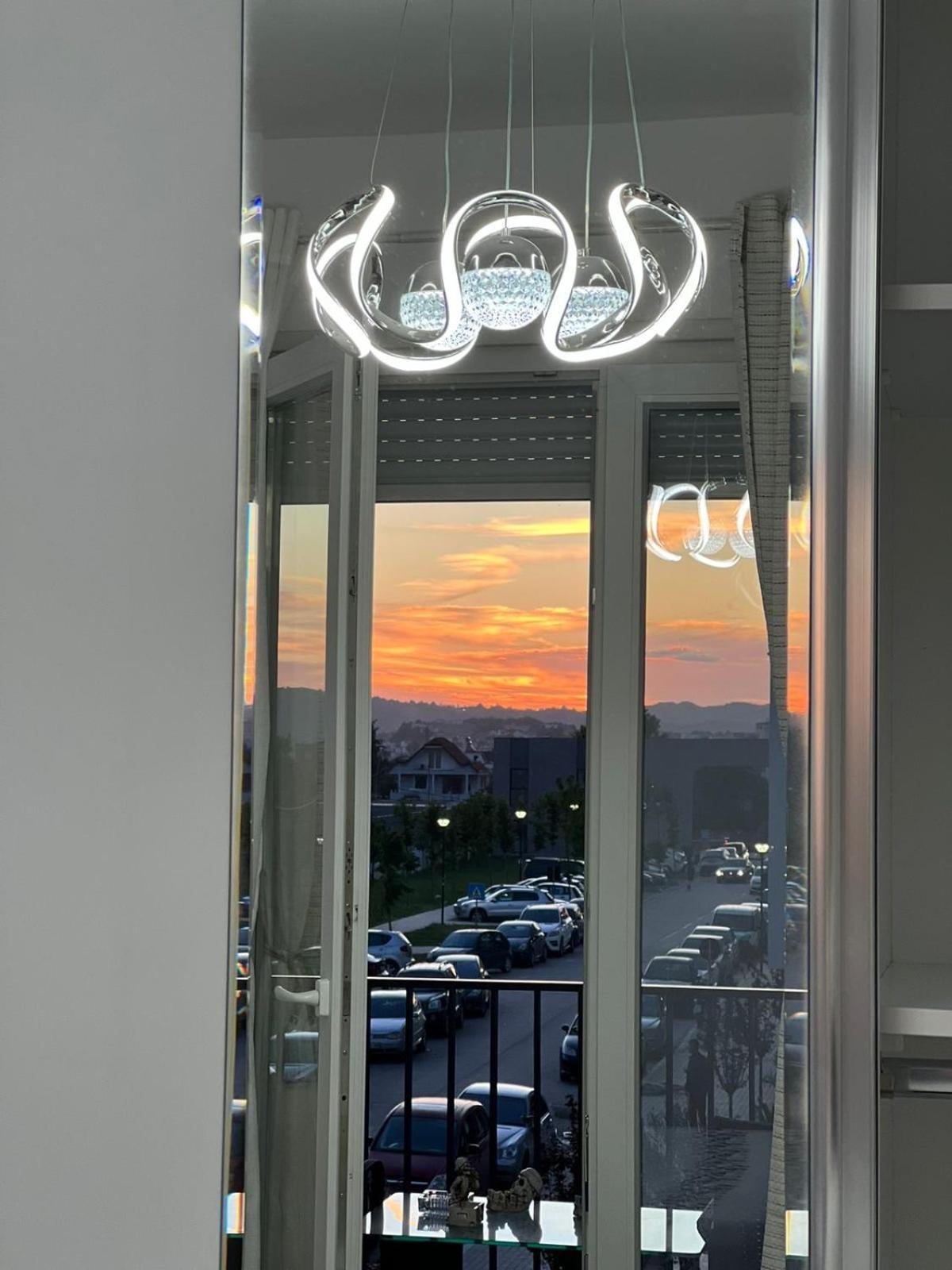 Bratti'S Apartment Near Tirana Center And Mother Teresa Airport Zewnętrze zdjęcie